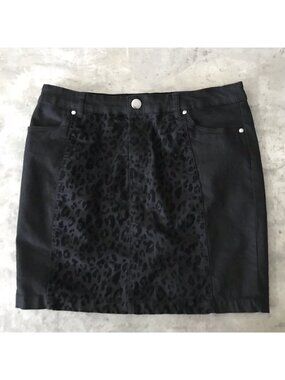 H&M Mini Skirt Women 10 Leopard Black Holiday Velvet Stretch Rave Disco Club Y2K